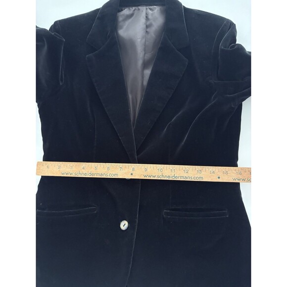 Vintage Black Velvet Blazer Size 9 Two Button Dark Romance GothV Victorian - Picture 11 of 16
